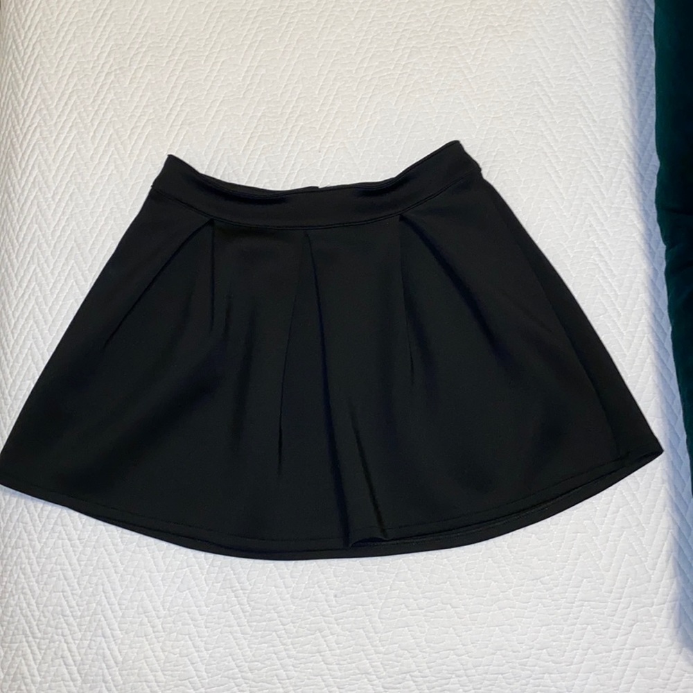 Aeropostale Bethany Mota Black Pleated Mini Skirt Size Medium